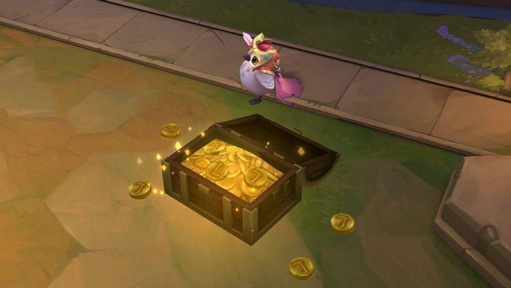 TFT economy guide showing off little legend with chest full of gold